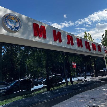 Hyat Apartment Bishkek Exterior foto