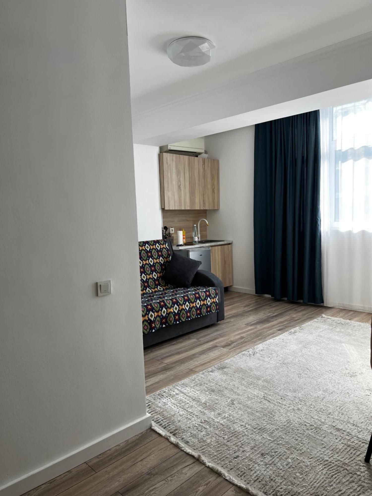 Hyat Apartment Bishkek Exterior foto